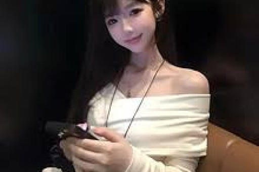 薇娅、雪梨之后苦“顶流”久矣的小网红机会来了？